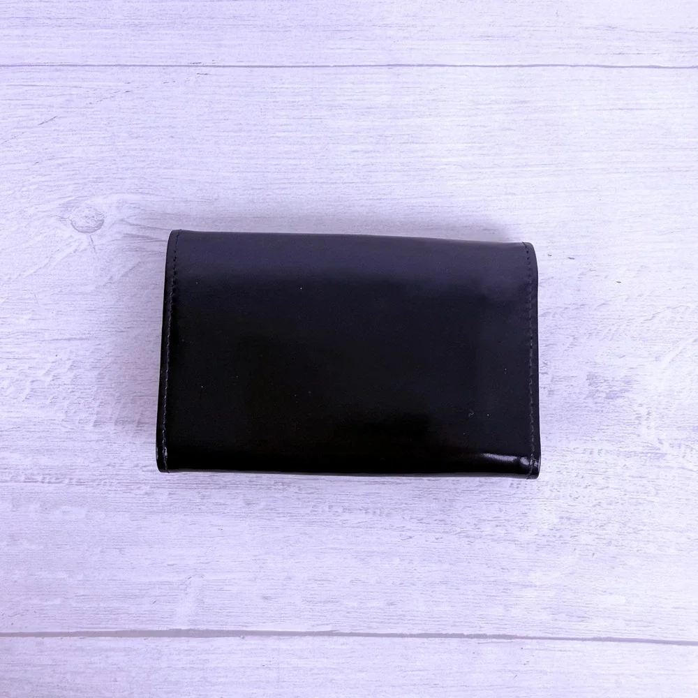 Chanel Key Holder Black Patent Leather CC Logo Vintage 6 Hook Wallet